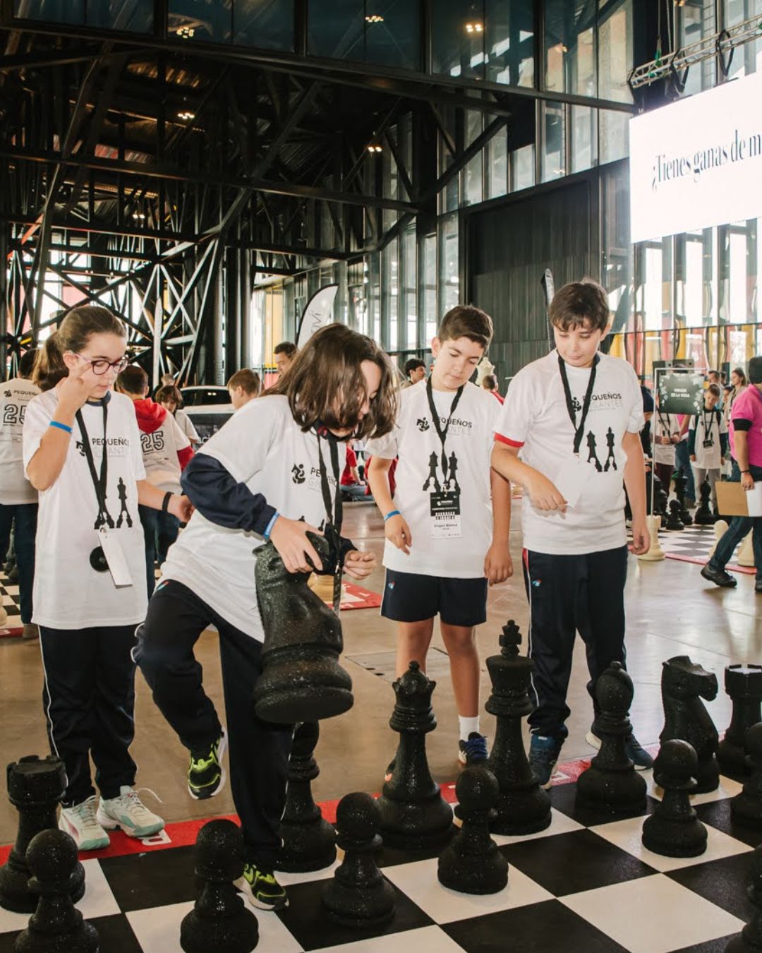 pequeños gigantes partida final