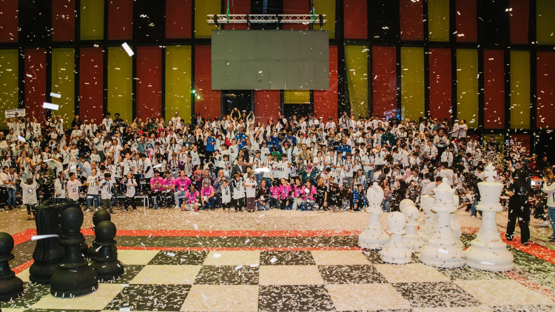 pequeños gigantes partida final